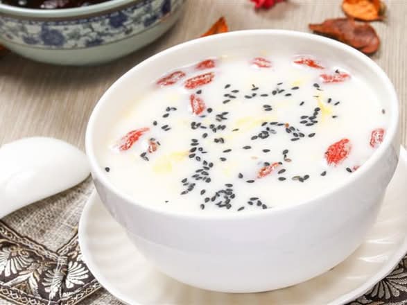 XJ egg drops in milk rice wine 新疆鸡蛋牛奶醪糟
